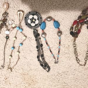 Necklace lot